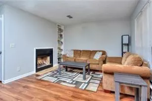 586 Windchase Ln, Stone Mountain, GA 30083 - Photo 5