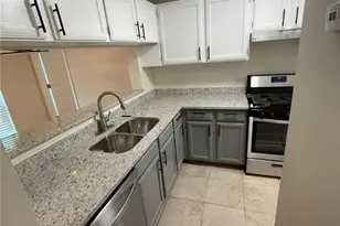 4351 Timberlake, Stone Mountain, GA 30083 - Photo 9