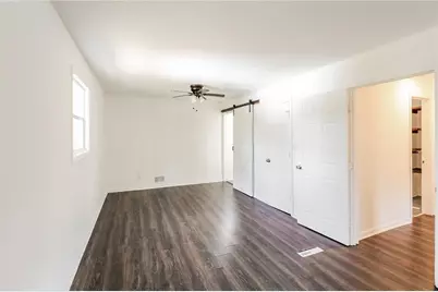 2330 Lago Drive, Jonesboro, GA 30236 - Photo 9