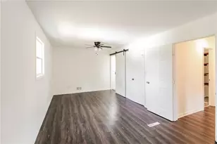 2330 Lago Dr, Jonesboro, GA 30236 - Photo 9