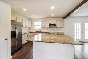 2330 Lago Dr, Jonesboro, GA 30236 - Photo 7