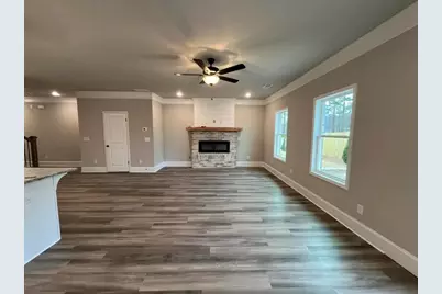 15 Creekside Commons Drive, Hoschton, GA 30548 - Photo 5