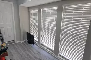 4252 Parkview Ct, Stone Mountain, GA 30083 - Photo 13