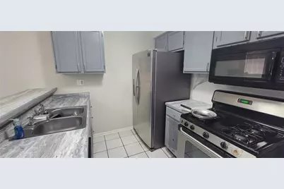 4252 Parkview Court, Stone Mountain, GA 30083 - Photo 9