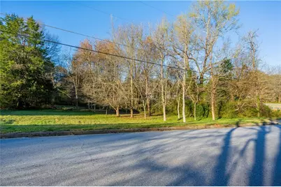 1001 Fox Street SE, Conyers, GA 30013 - Photo 3