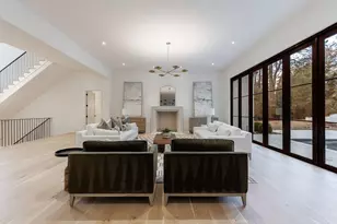 2983 Habersham Ct NW, Atlanta, GA 30305 - Photo 15