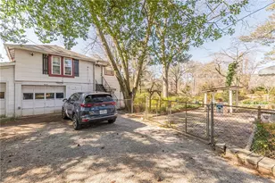 2756 Stone Rd, East Point, GA 30344 - Photo 13