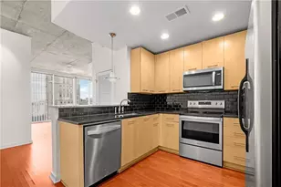 3324 Peachtree Rd NE, Atlanta, GA 30326 - Photo 19