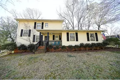 105 Garden Hill Drive, Calhoun, GA 30701 - Photo 1