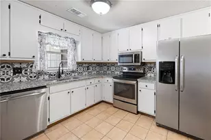 2898 Lakemont Dr SW, Marietta, GA 30060 - Photo 7