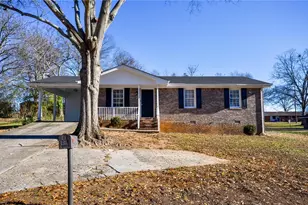 200 Capitol Ave, Winder, GA 30680 - Photo 1