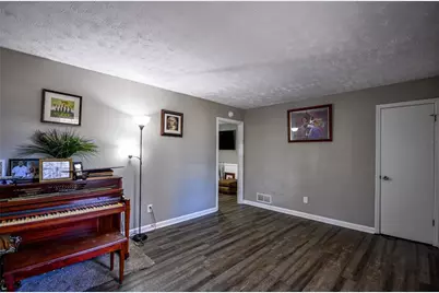 200 Capitol Avenue, Winder, GA 30680 - Photo 5