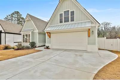 165 Arbor Garden Circle, Newnan, GA 30265 - Photo 3