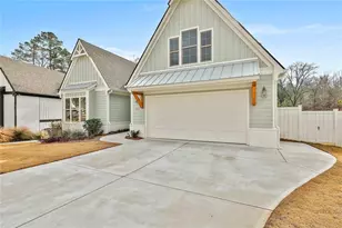 165 Arbor Garden Cir, Newnan, GA 30265 - Photo 3