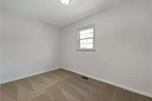 3686 Sweetbriar Cir, Lithia Springs, GA 30122 - Photo 5