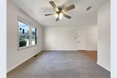 3686 Sweetbriar Circle, Lithia Springs, GA 30122 - Photo 3