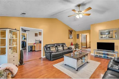 8698 Twin Oaks Drive, Jonesboro, GA 30236 - Photo 5