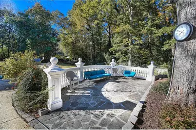 6020 Riverside Drive, Atlanta, GA 30328 - Photo 17