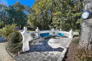 6020 Riverside Dr, Atlanta, GA 30328 - Photo 17