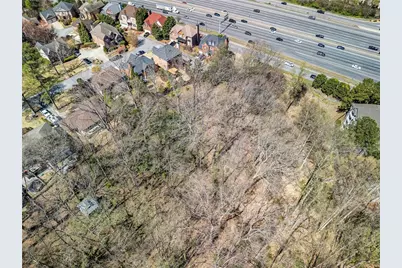 1734 Summit Glen, Atlanta, GA 30329 - Photo 15