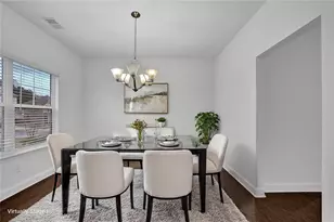 3945 Hamilton Cove Ct, Cumming, GA 30028 - Photo 5