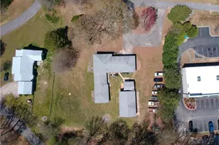 3929 Perry Ln, Flowery Branch, GA 30542 - Photo 21