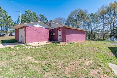 3929 Perry Lane, Flowery Branch, GA 30542 - Photo 5