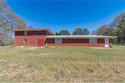 3929 Perry Lane, Flowery Branch, GA 30542 - Photo 5