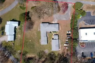 3929 Perry Ln, Flowery Branch, GA 30542 - Photo 19