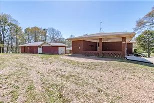 3929 Perry Ln, Flowery Branch, GA 30542 - Photo 17