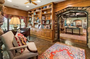 1050 E Club Ln NE, Atlanta, GA 30319 - Photo 7