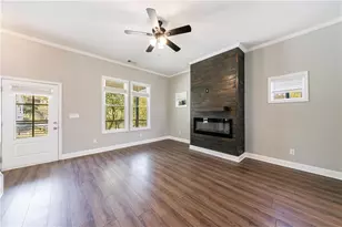 2620 Oak St, Atlanta, GA 30344 - Photo 5