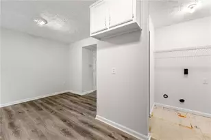 2575 Picardy Cir N, Atlanta, GA 30349 - Photo 9