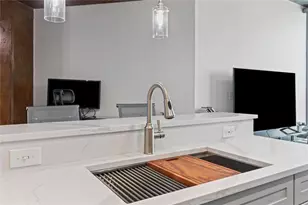 400 W Peachtree St NW, Atlanta, GA 30308 - Photo 21