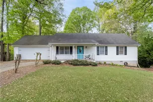 6041 Cobb St, Lula, GA 30554 - Photo 1