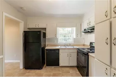 2877 Kensington Way, Rex, GA 30273 - Photo 7