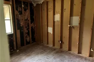 6127 Pinegrove Rd, Riverdale, GA 30274 - Photo 5