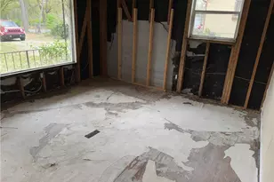 6127 Pinegrove Rd, Riverdale, GA 30274 - Photo 13