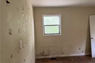 6127 Pinegrove Rd, Riverdale, GA 30274 - Photo 9