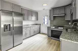 6921 Babbling Brook Dr, Rex, GA 30273 - Photo 9