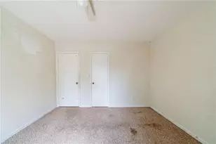 5255 Biffle Downs Rd, Stone Mountain, GA 30088 - Photo 15