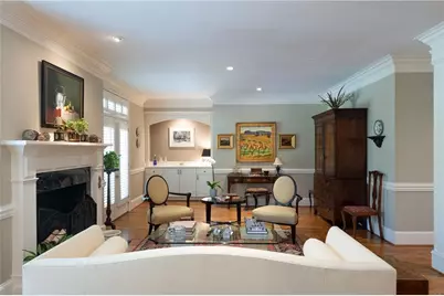 2960 Pharr Court South NW #N4, Atlanta, GA 30305 - Photo 3