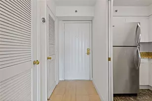 2870 Pharr Ct S Northwest, Atlanta, GA 30305 - Photo 5