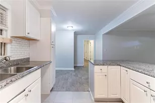 3932 Lindsey Dr, Decatur, GA 30035 - Photo 9