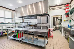 410 E Church St, Monroe, GA 30655 - Photo 13