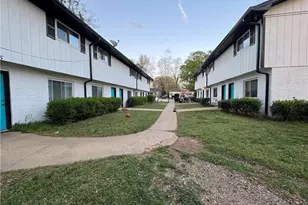 3045 Semmes St, Atlanta, GA 30344 - Photo 5