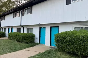 3045 Semmes St, Atlanta, GA 30344 - Photo 3