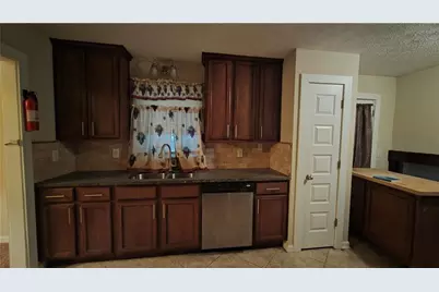 5251 Greenpoint Drive, Stone Mountain, GA 30088 - Photo 19