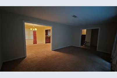 5251 Greenpoint Drive, Stone Mountain, GA 30088 - Photo 13