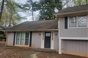 5251 Greenpoint Dr, Stone Mountain, GA 30088 - Photo 3